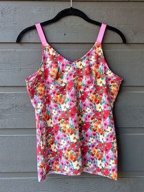 NWOT Ruby Ribbon Heritage Camisole Tank Springtime Floral Size 36